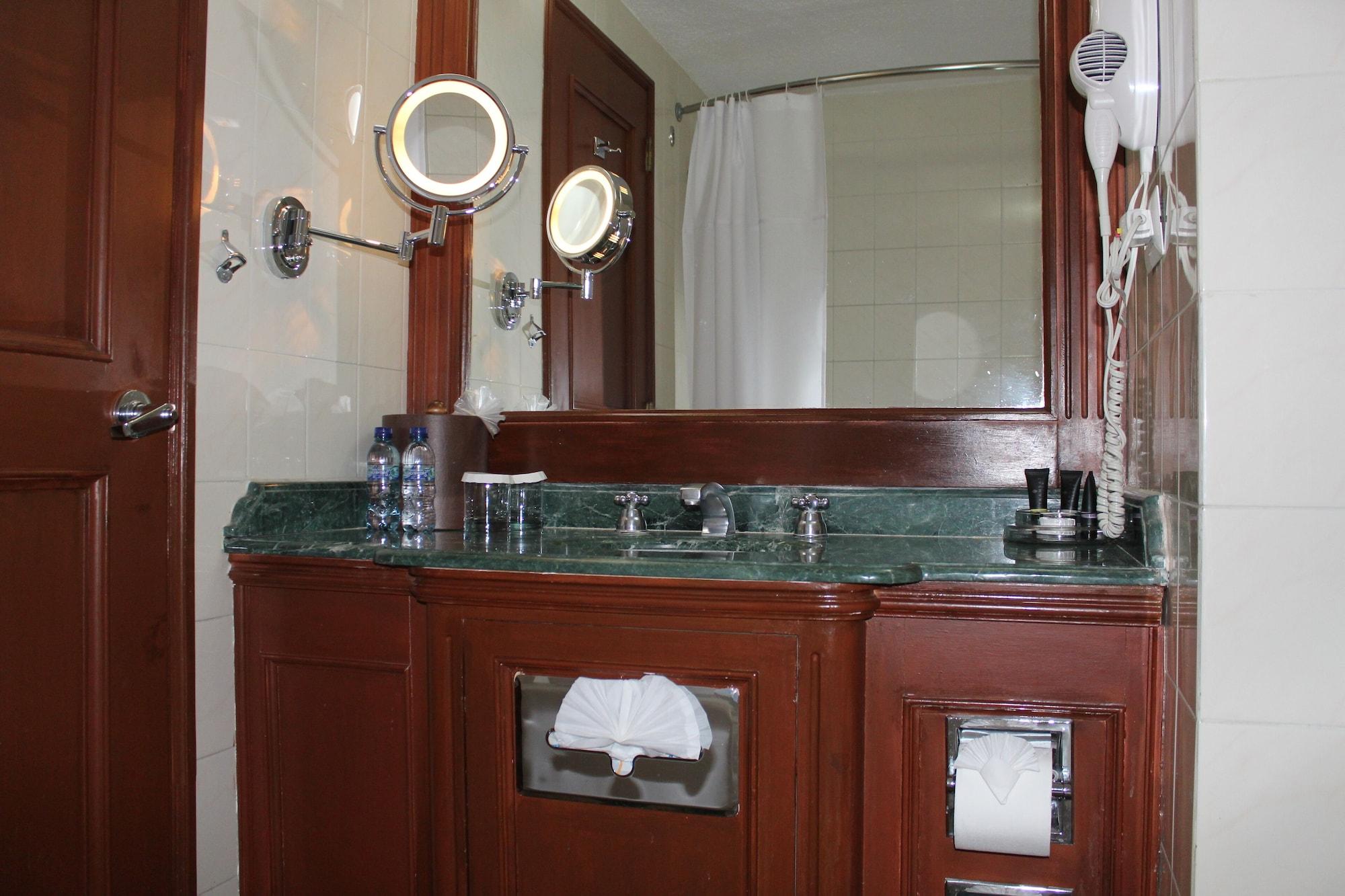 Hotel Las Americas Guatemala City Екстер'єр фото